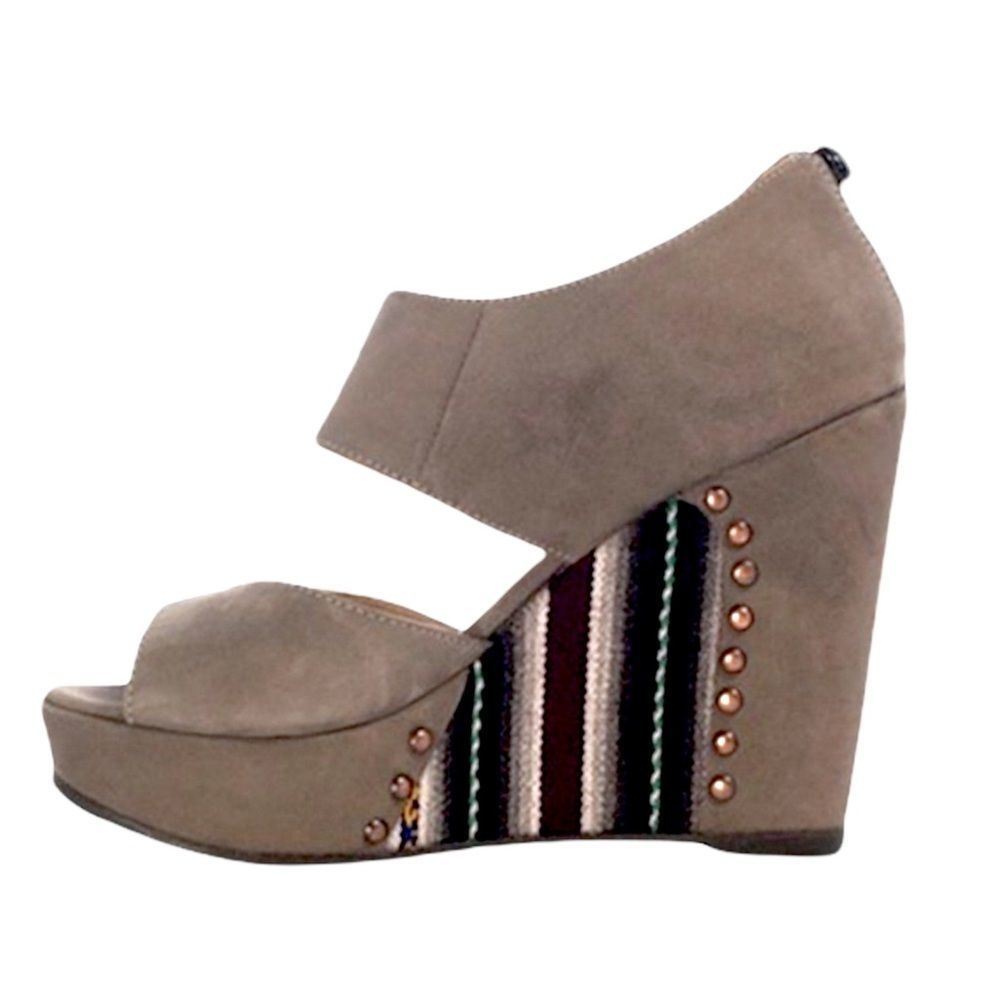🌻Fortress of Inca Reyna Agata Stud Wedges